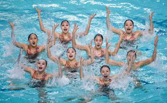 天辰官方：全国花样游泳冠军赛：北京队首日添两金